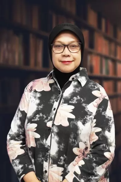 Prof. dr. Bethy S. Hernowo, PhD, SpPA(K)